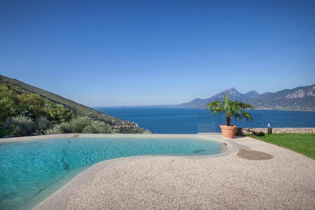 Villa Divina - Apt Icona Con Piscina E Vista Lago Castelletto Di Brenzone Exterior foto