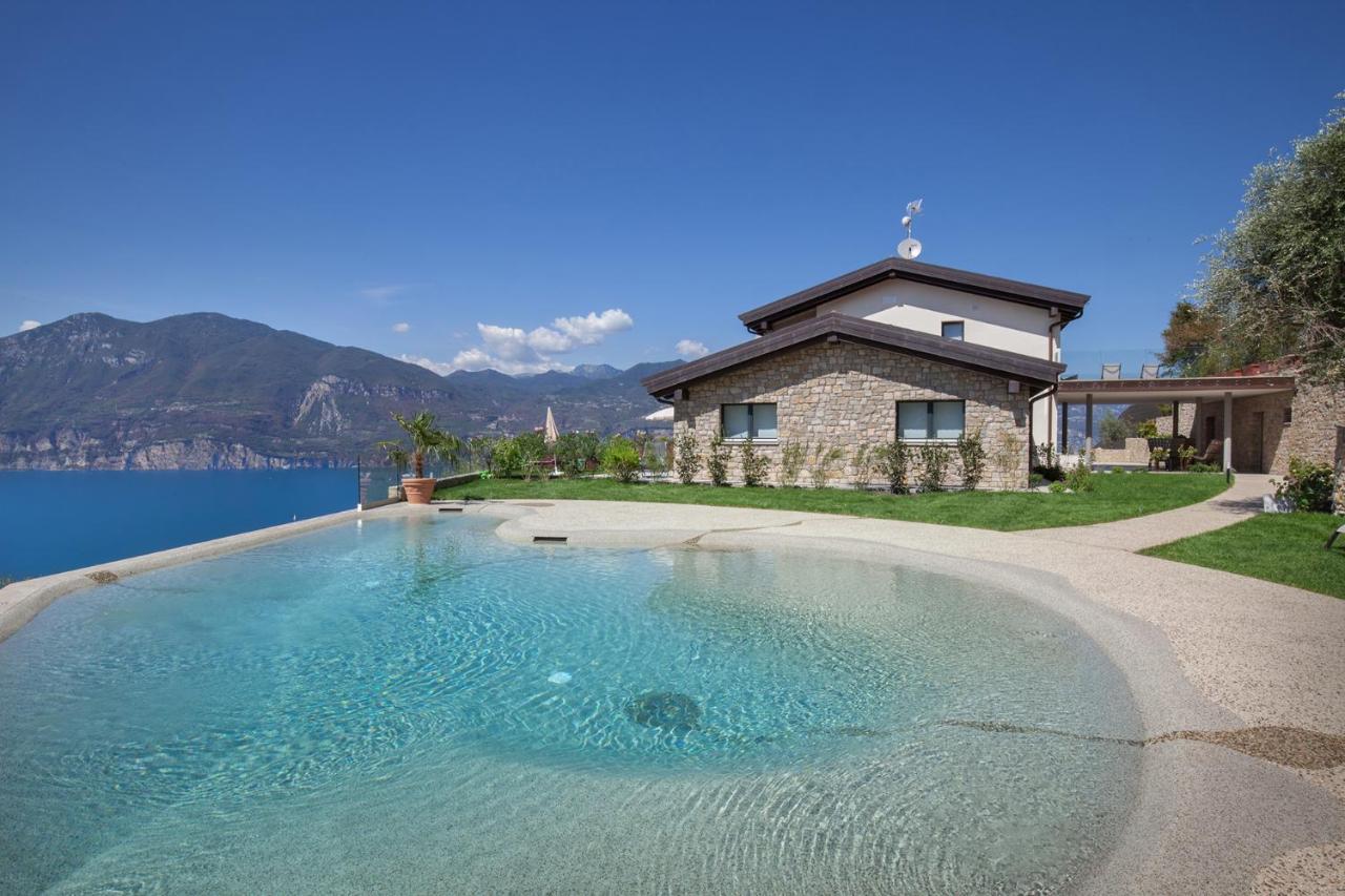 Villa Divina - Apt Icona Con Piscina E Vista Lago Castelletto Di Brenzone Exterior foto