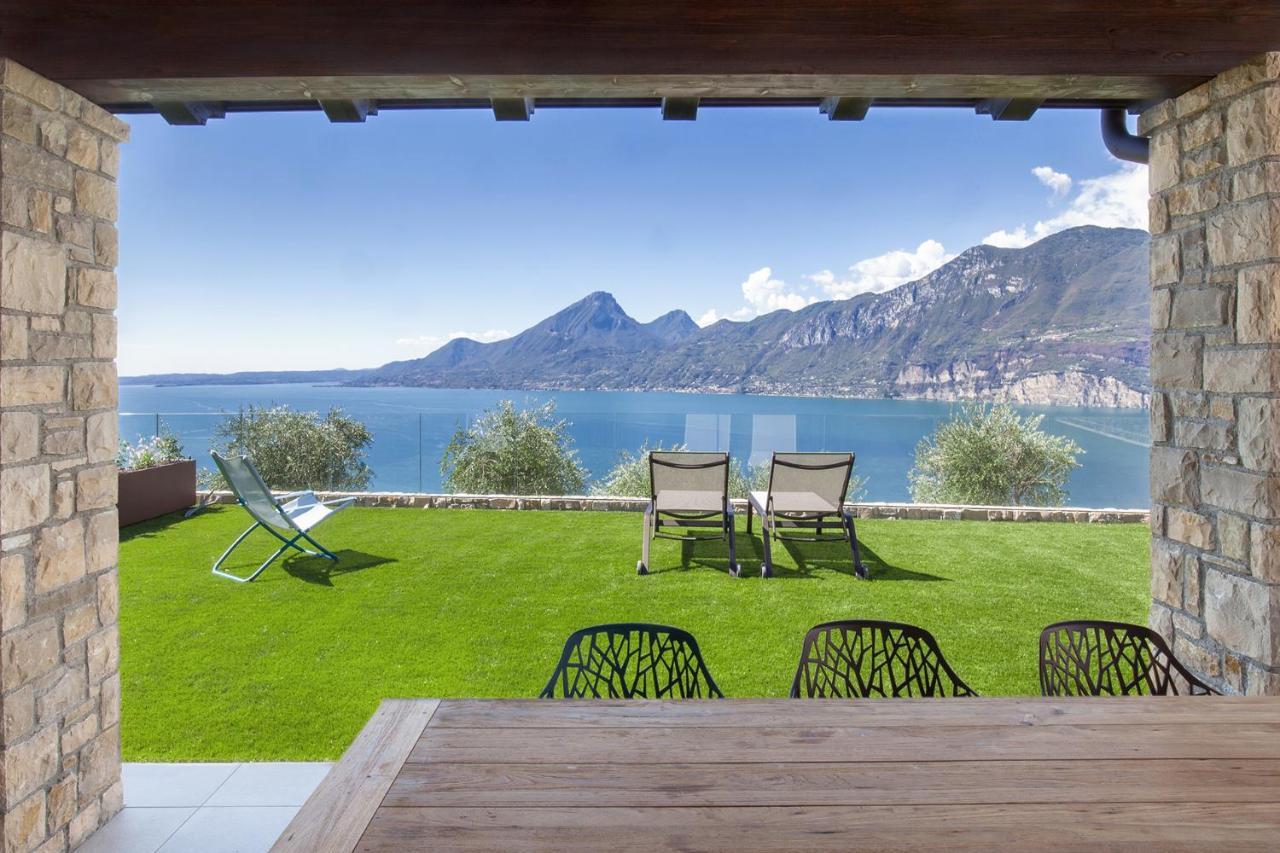 Villa Divina - Apt Icona Con Piscina E Vista Lago Castelletto Di Brenzone Exterior foto
