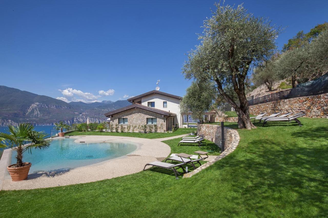 Villa Divina - Apt Icona Con Piscina E Vista Lago Castelletto Di Brenzone Exterior foto